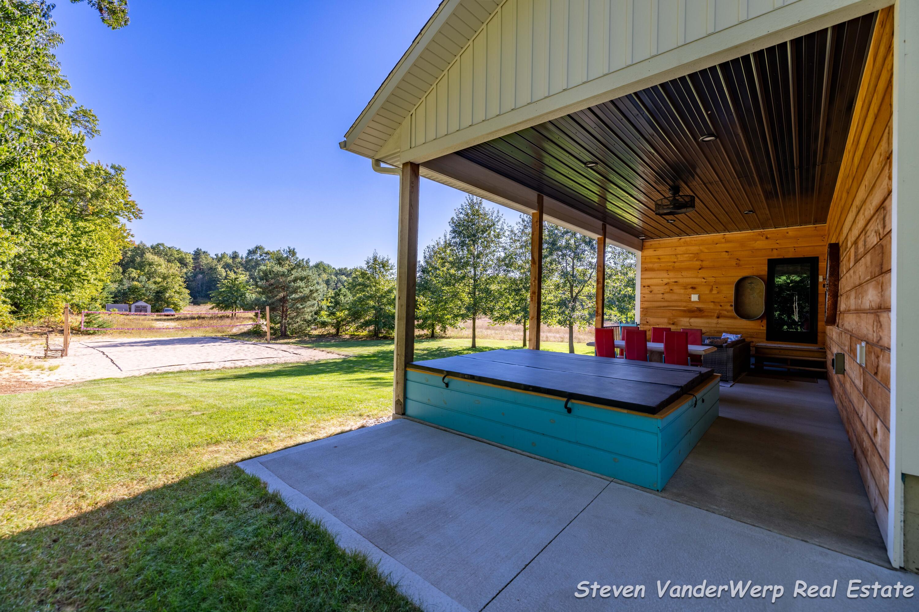 12640 Bucs Drive