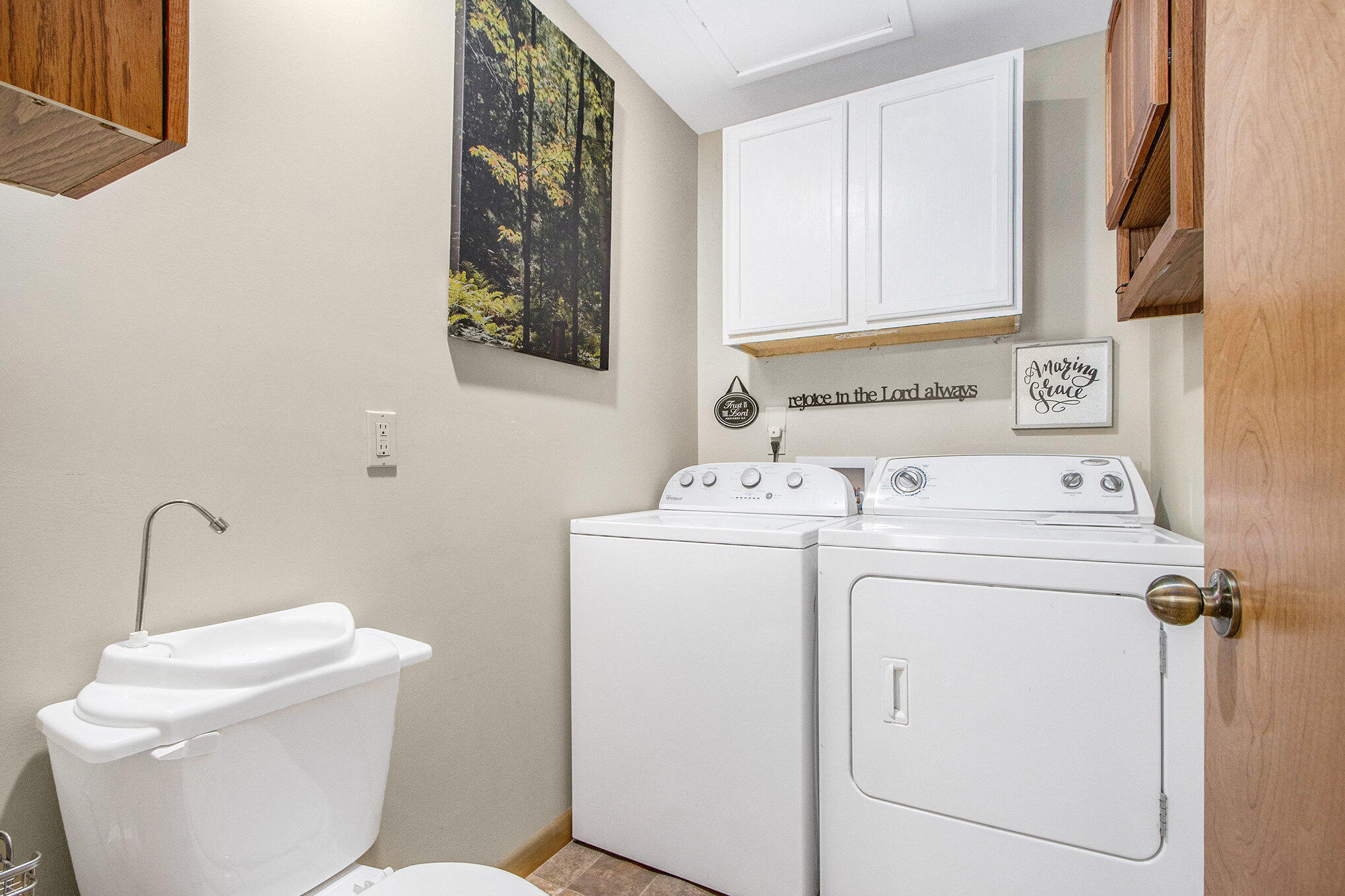 Kalamazoo, Michigan 49048, United States, 4 Bedrooms Bedrooms, ,3 BathroomsBathrooms,Residential,Pending,152376