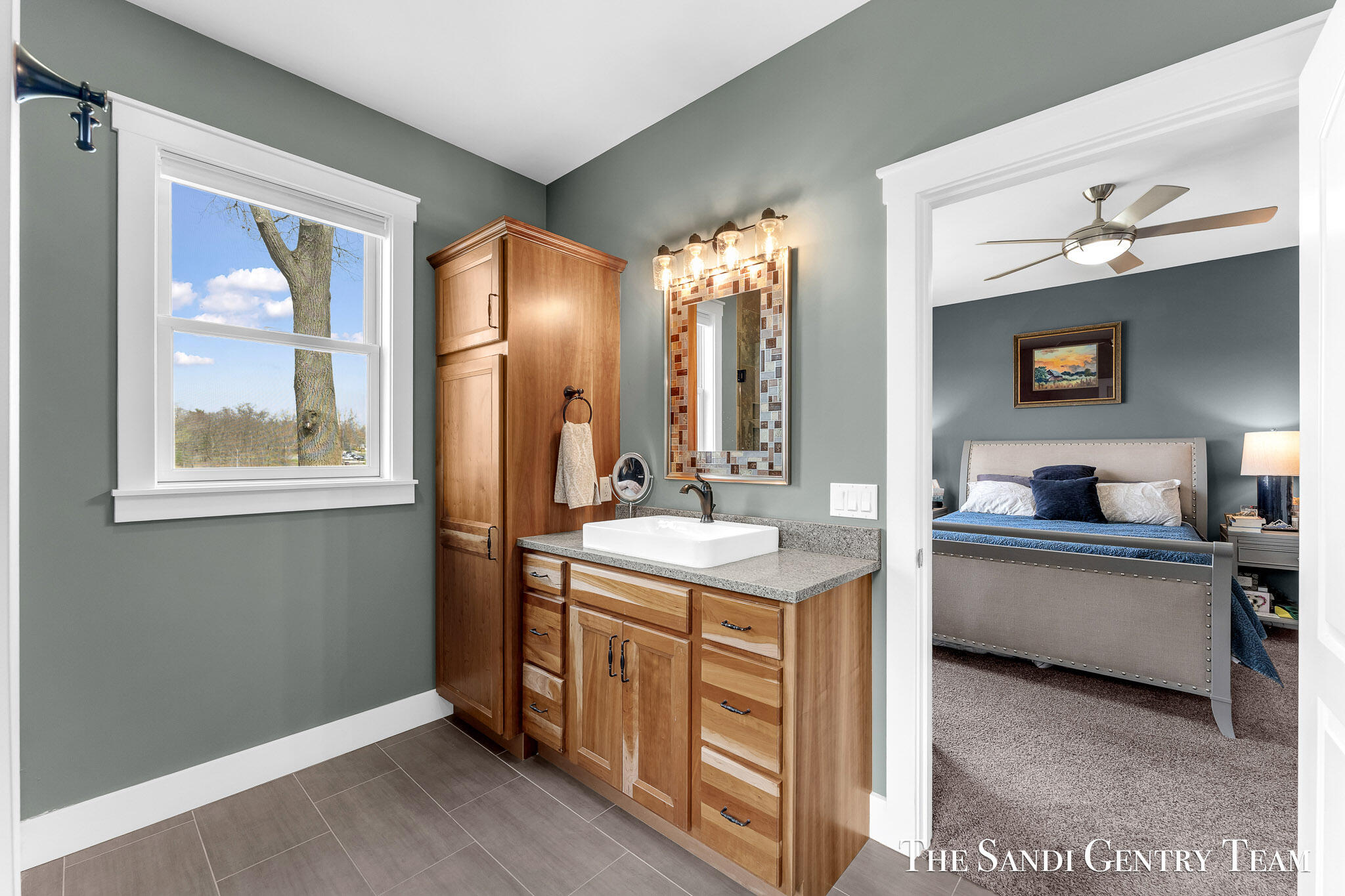 Fruitport, Michigan, 49415, United States, 4 Bedrooms Bedrooms, ,4 BathroomsBathrooms,Residential,Active,2041724