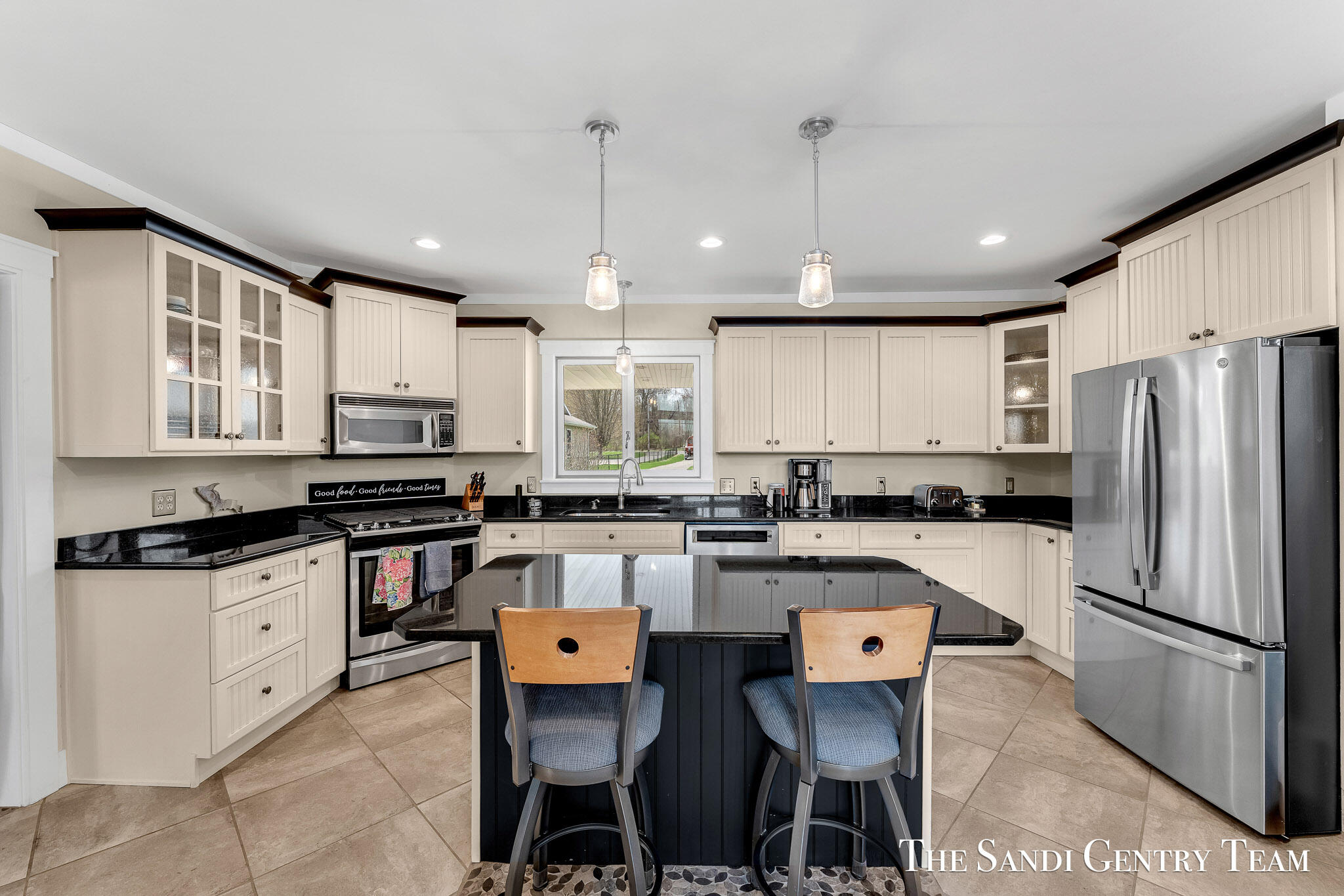 Fruitport, Michigan, 49415, United States, 4 Bedrooms Bedrooms, ,4 BathroomsBathrooms,Residential,Active,2041724