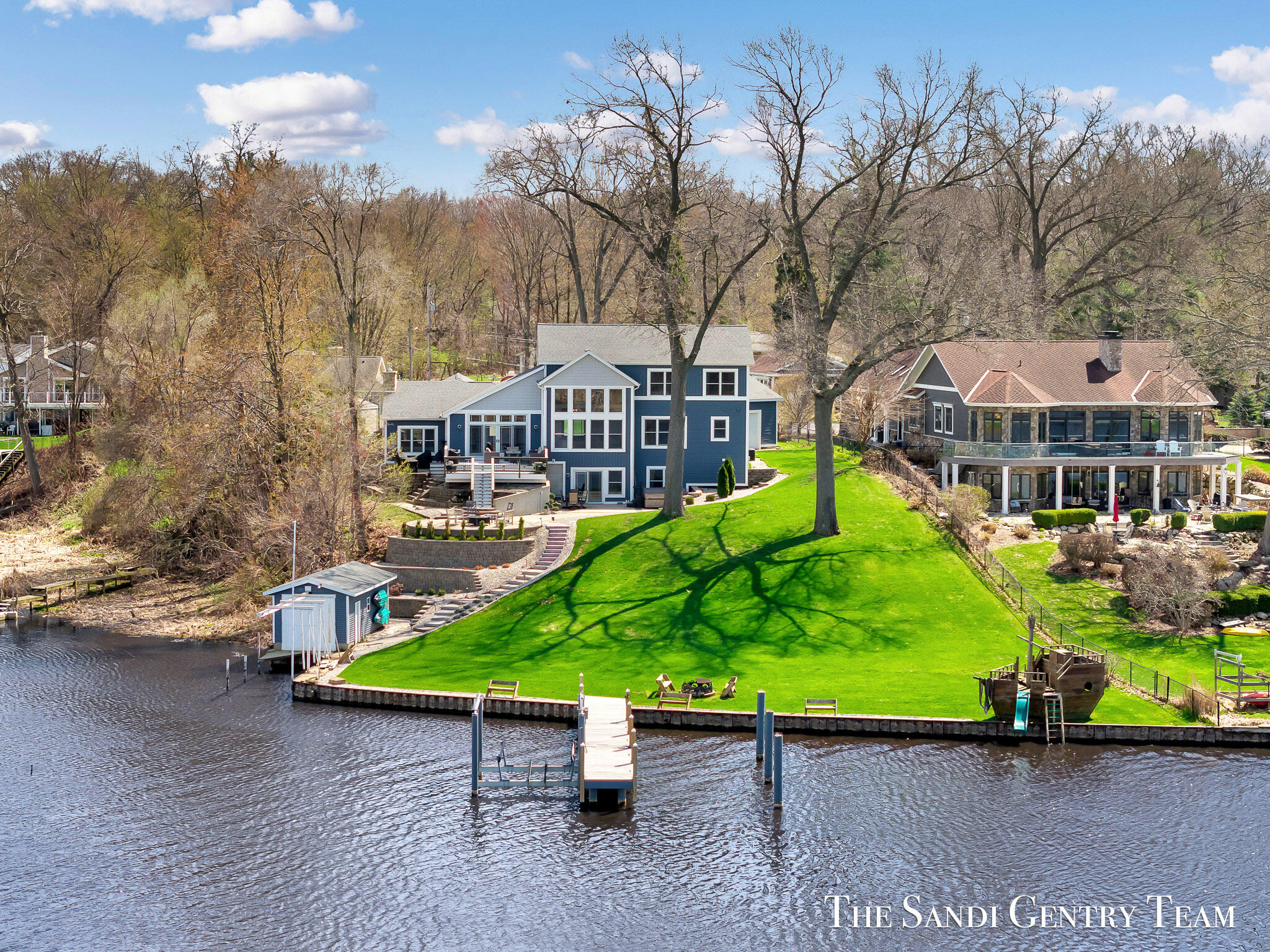 Fruitport, Michigan, 49415, United States, 4 Bedrooms Bedrooms, ,4 BathroomsBathrooms,Residential,Active,2041724