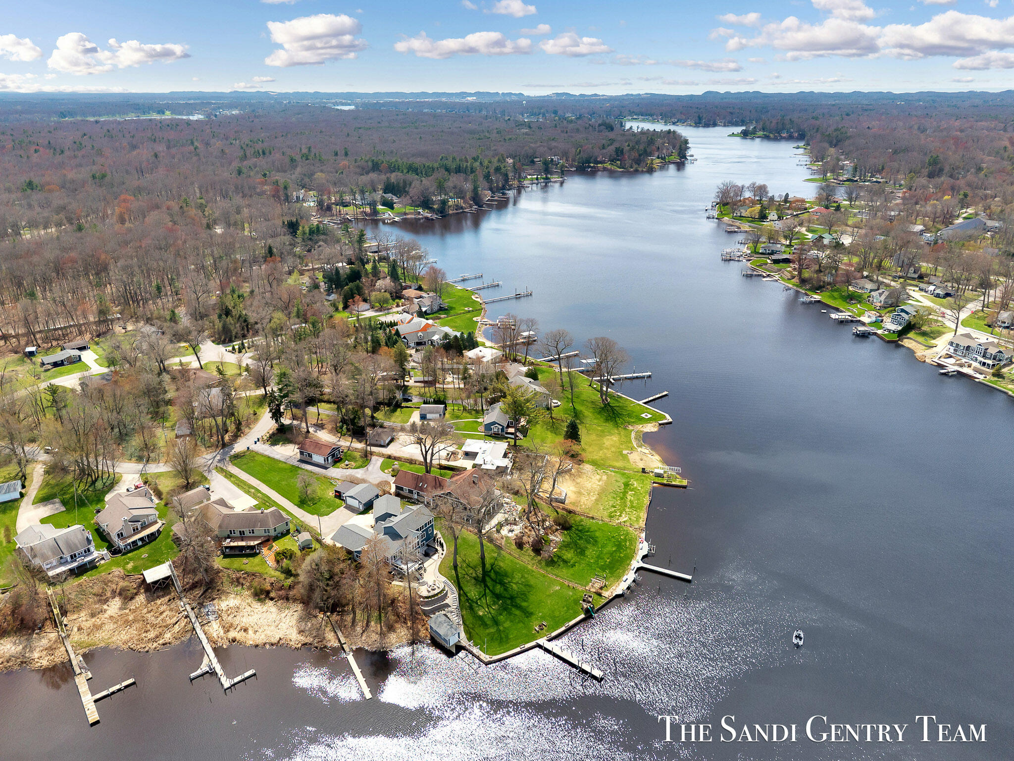 Fruitport, Michigan, 49415, United States, 4 Bedrooms Bedrooms, ,4 BathroomsBathrooms,Residential,Active,2041724