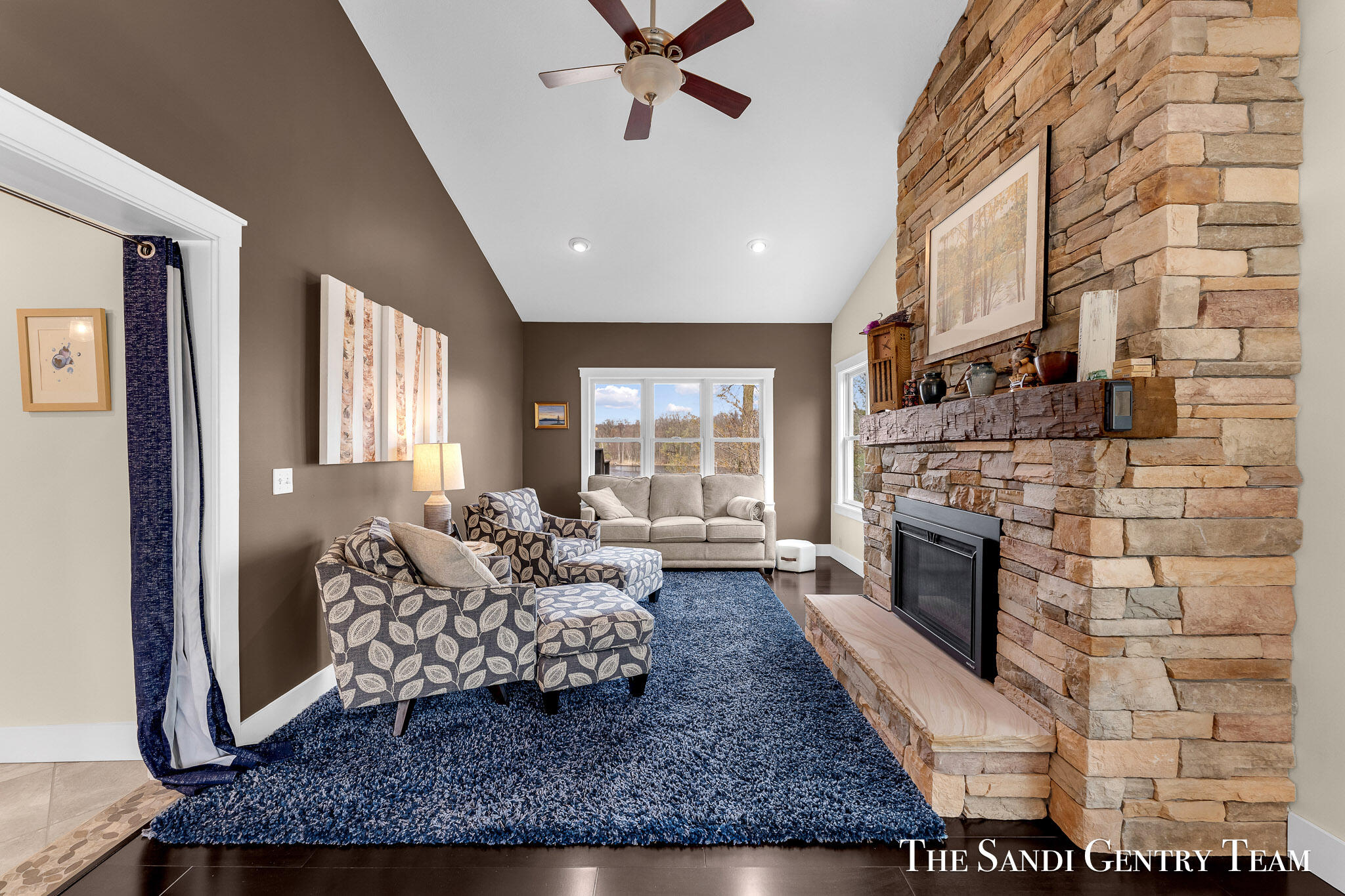 Fruitport, Michigan, 49415, United States, 4 Bedrooms Bedrooms, ,4 BathroomsBathrooms,Residential,Active,2041724