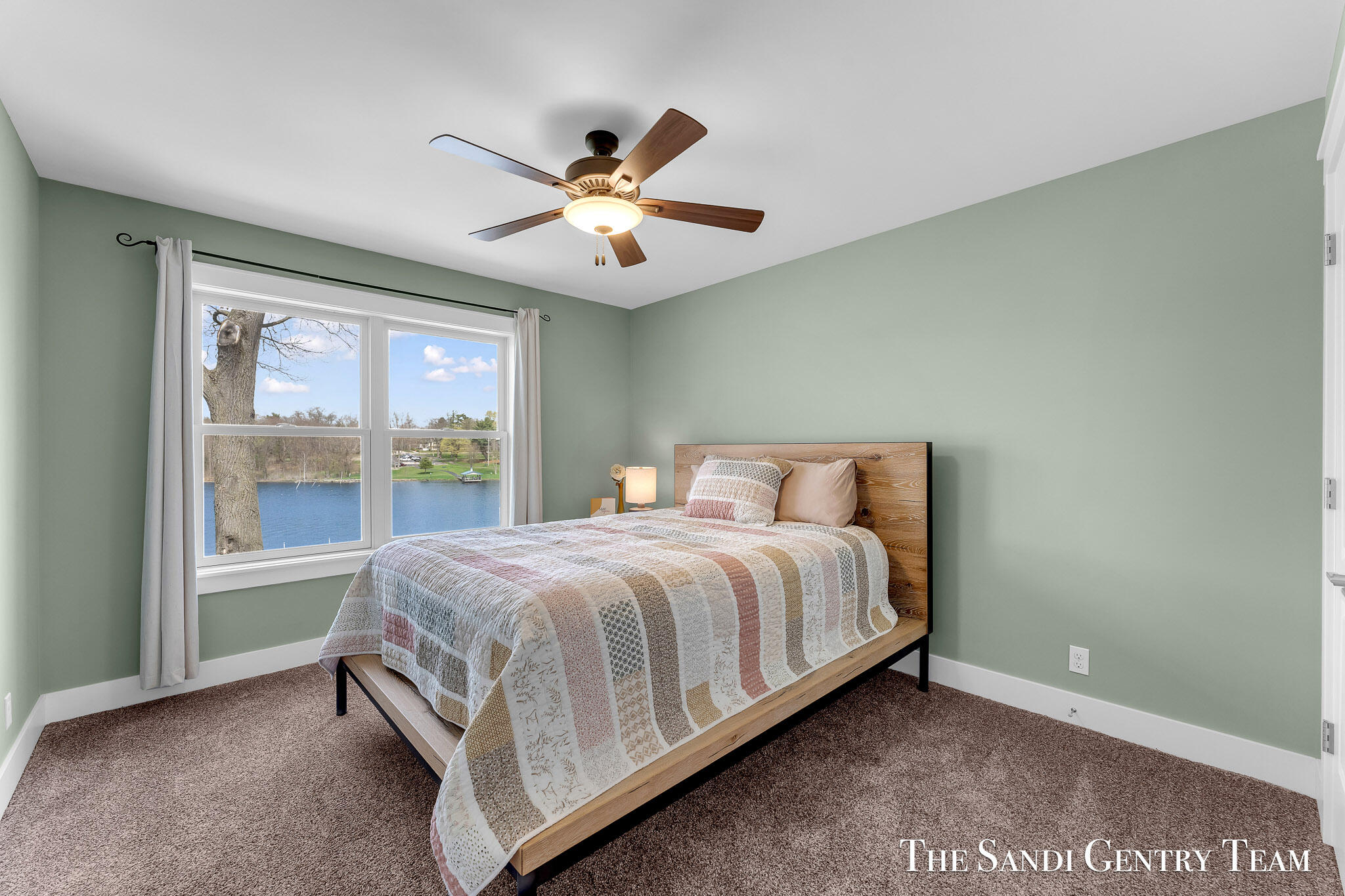 Fruitport, Michigan, 49415, United States, 4 Bedrooms Bedrooms, ,4 BathroomsBathrooms,Residential,Active,2041724