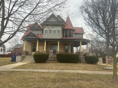 MLS: 25004556