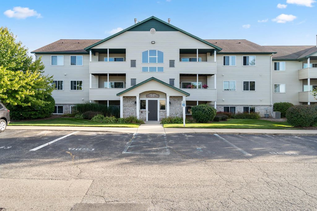 Photo of 8603 S Jasonville Court SE, Caledonia, MI 49316 (MLS # 25051808)