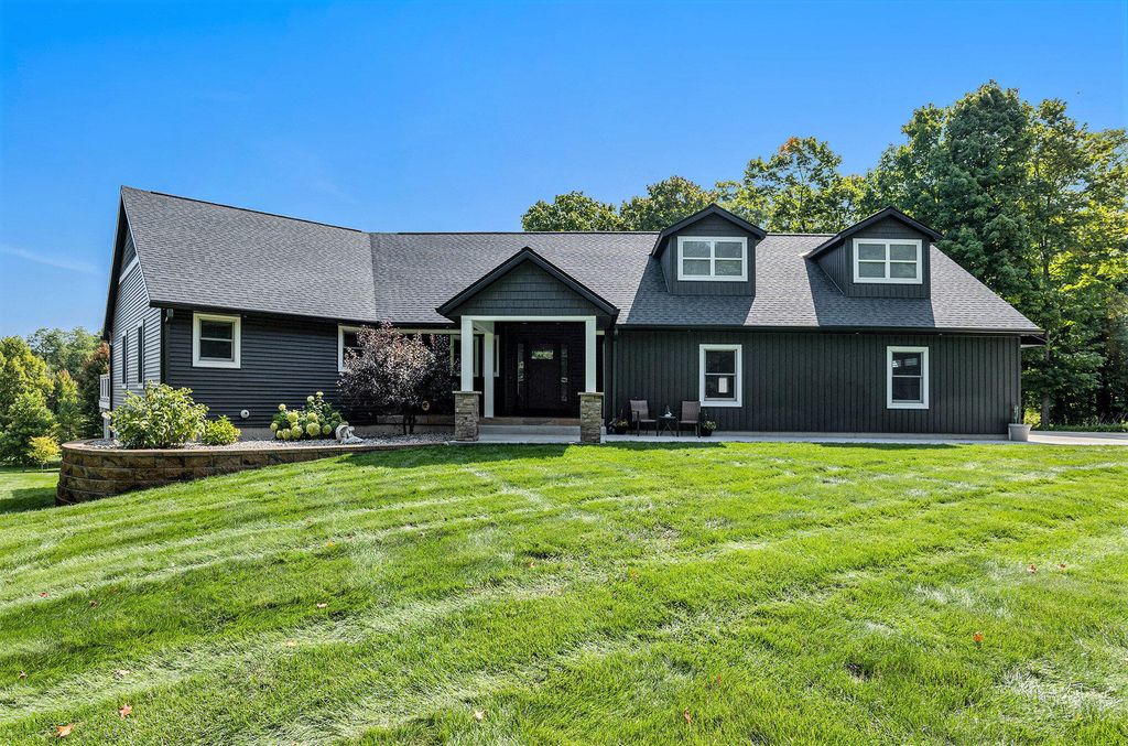 Photo of 6351 Kies Street NE, Rockford, MI 49341 (MLS # 25046365)