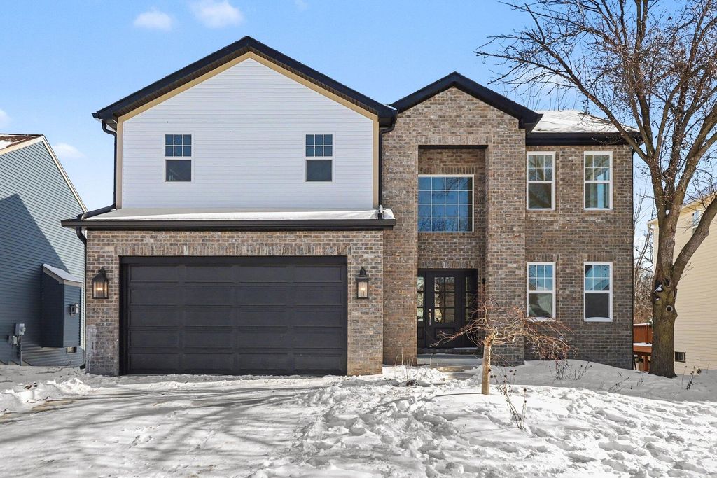 Photo of 6267 Creekside Circle, Ypsilanti, MI 48197 (MLS # 26003651)