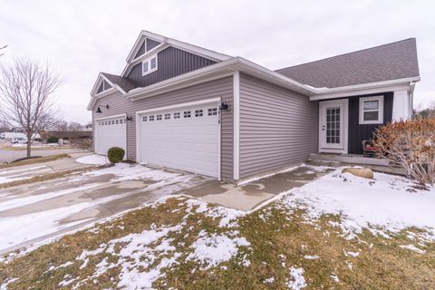 Photo of 13616 Legends View Court #33, Holland, MI 49424 (MLS # 26007689)