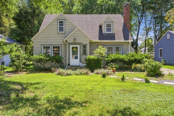 140 ORCHARD LN, BENTON HARBOR, MI 49022 - Image 5ff80deb41f04bb7ff126bc08cc8e252/1389046741