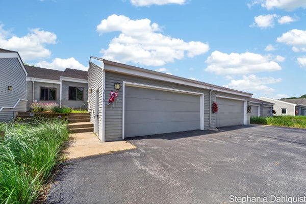 3701 MONA KAI BLVD, NORTON SHORES, MI 49444 - Image 6065792ca0297fbcc7fb6f3ddf3f79c2/3798045799