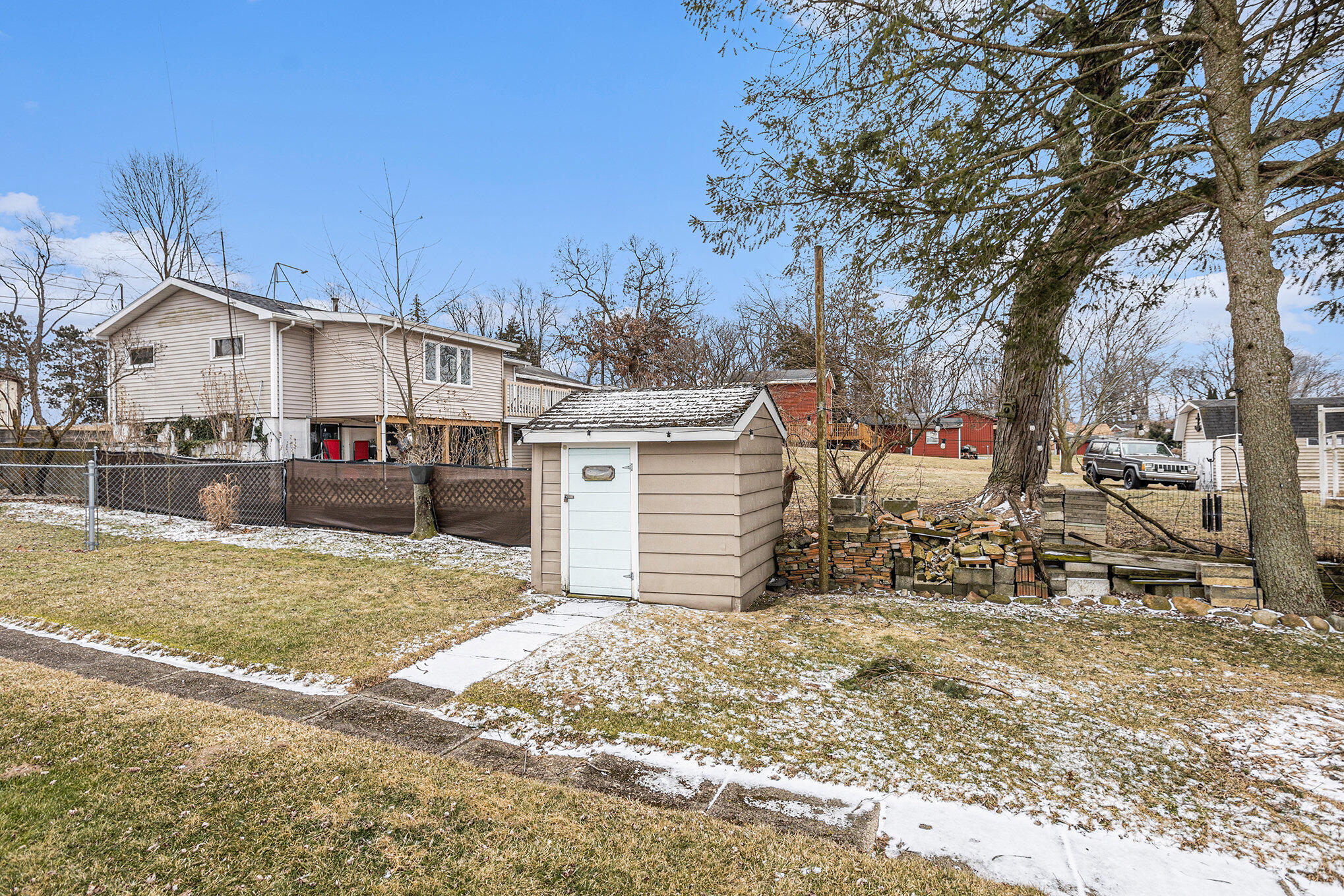 Colon, Michigan 49040, United States, 2 Bedrooms Bedrooms, ,1 BathroomBathrooms,Residential,Pending,4588