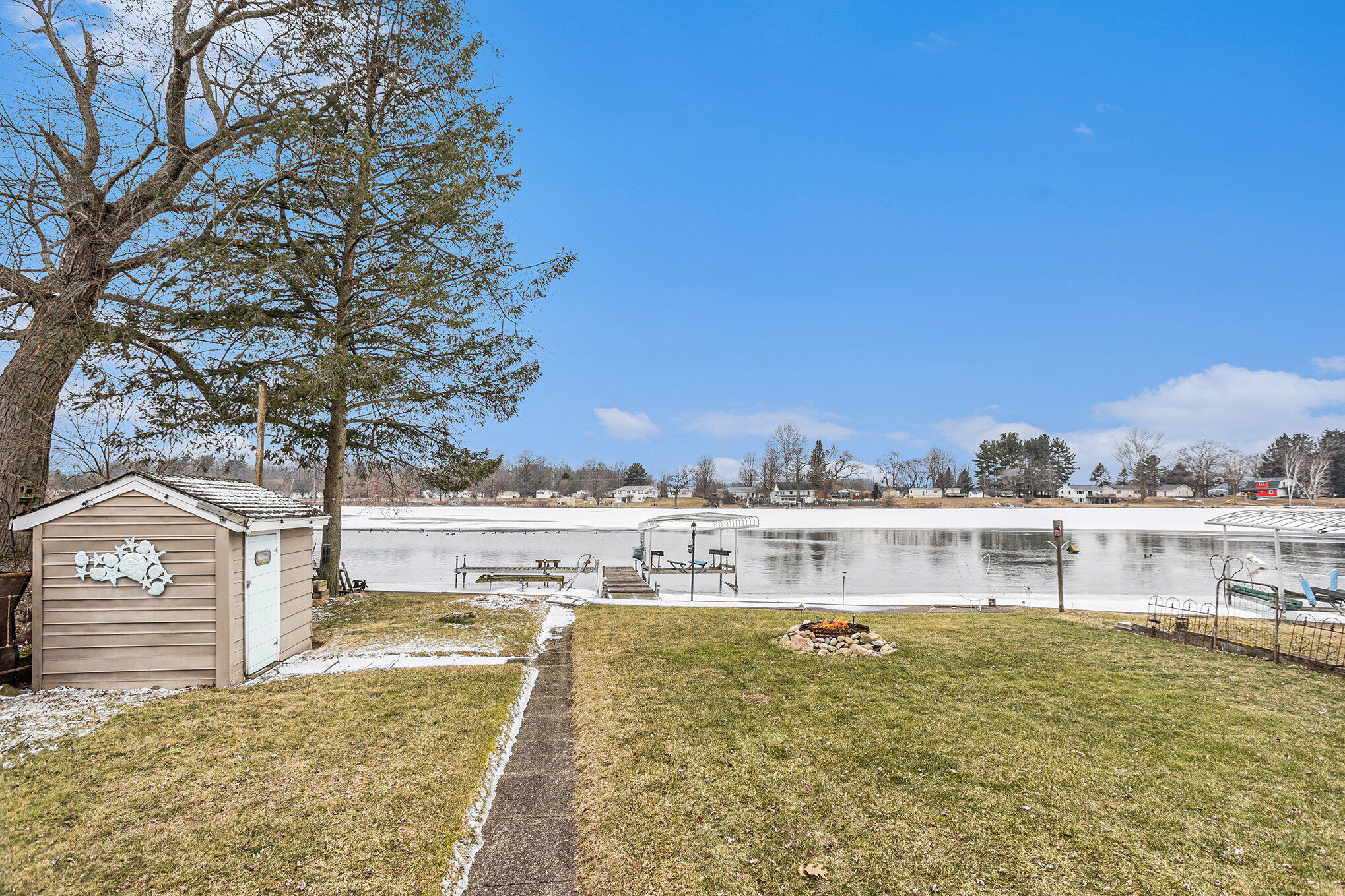 Colon, Michigan 49040, United States, 2 Bedrooms Bedrooms, ,1 BathroomBathrooms,Residential,Pending,4588