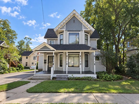Photo for 607 W Prospect Street