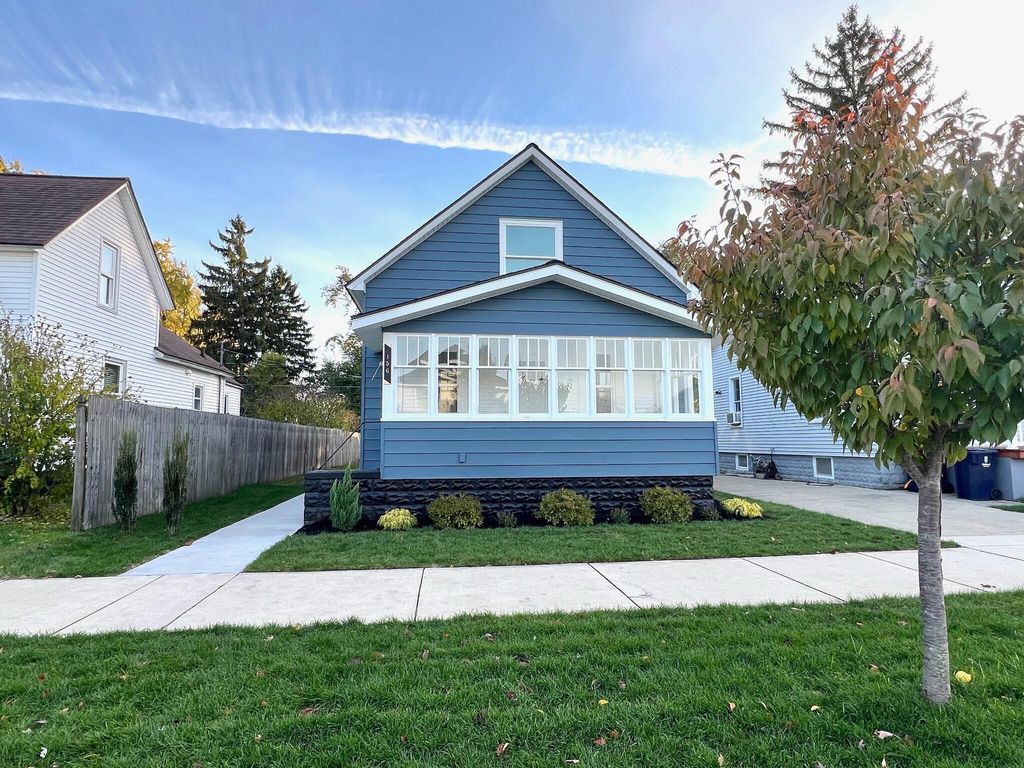 Photo of 156 W 19th Street, Holland, MI 49423 (MLS # 26000525)