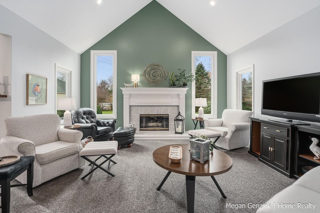 Photo of 210 Bay Circle Court, Holland, MI 49424 (MLS # 26003708)