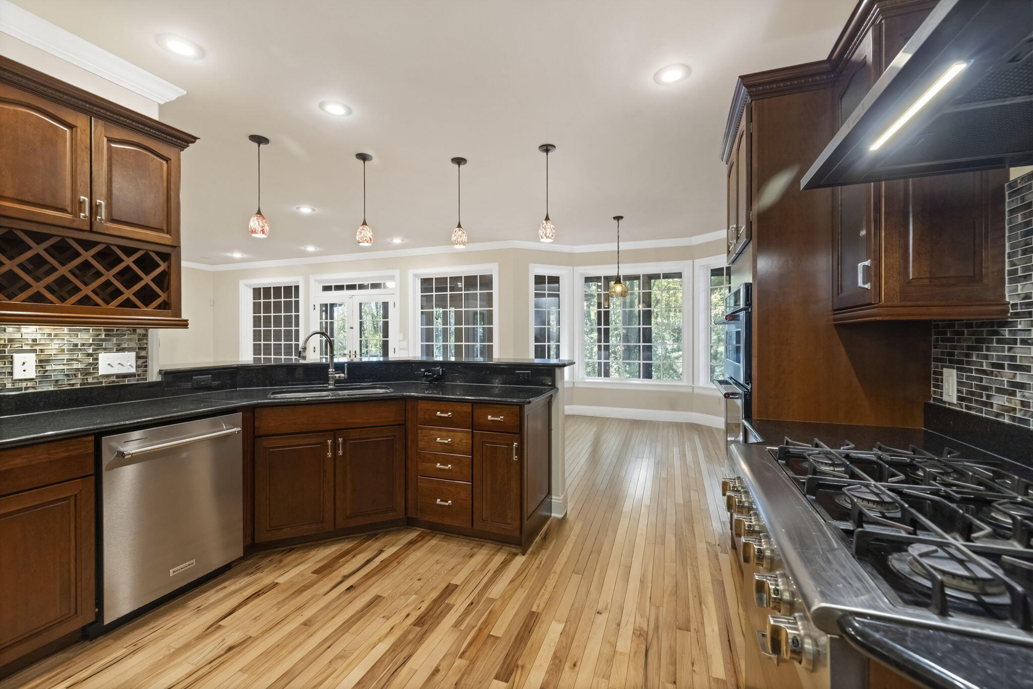 Sawyer, Michigan 49125, United States, 5 Bedrooms Bedrooms, ,4 BathroomsBathrooms,Residential,Active,232774