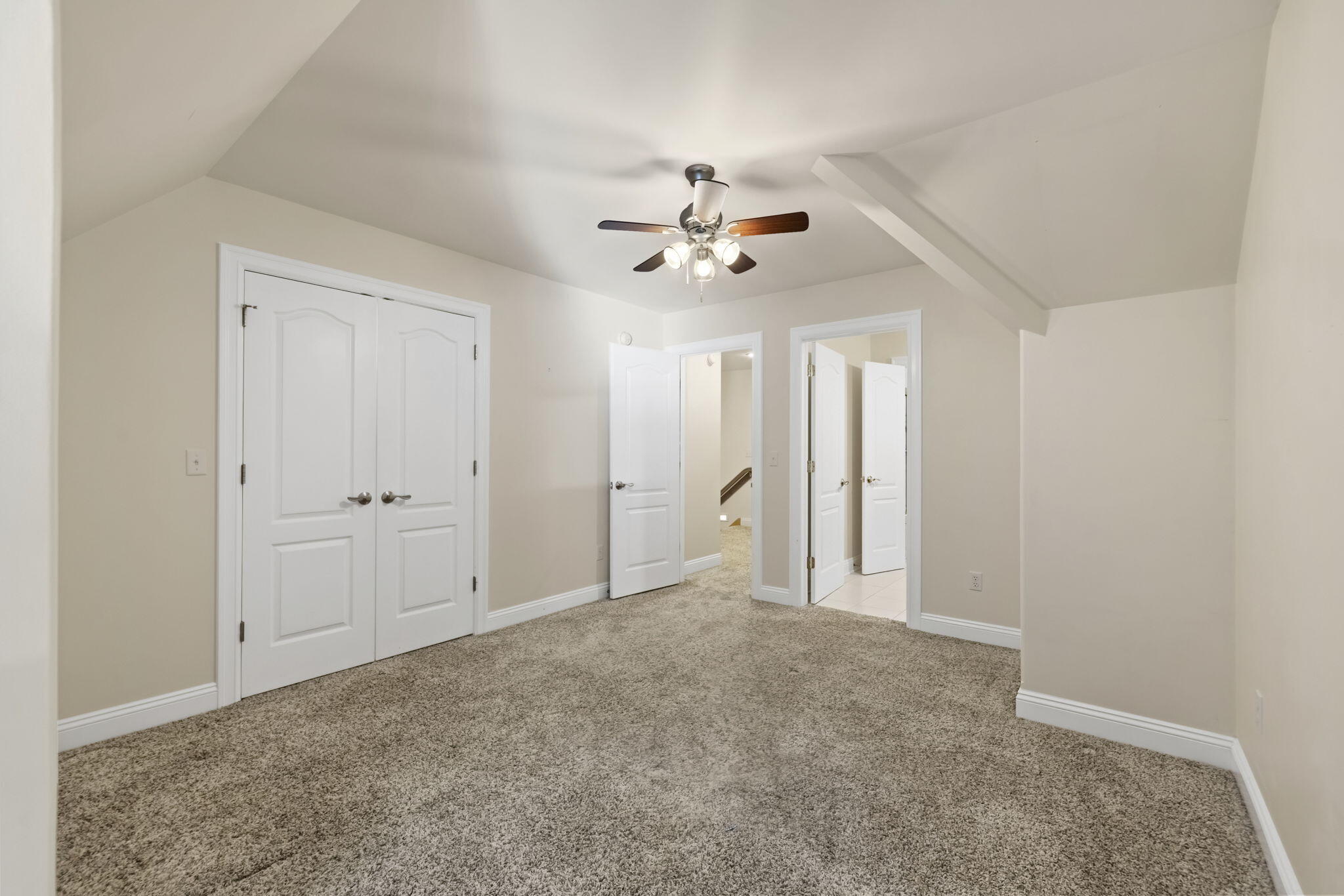 Sawyer, Michigan 49125, United States, 5 Bedrooms Bedrooms, ,4 BathroomsBathrooms,Residential,Active,232774