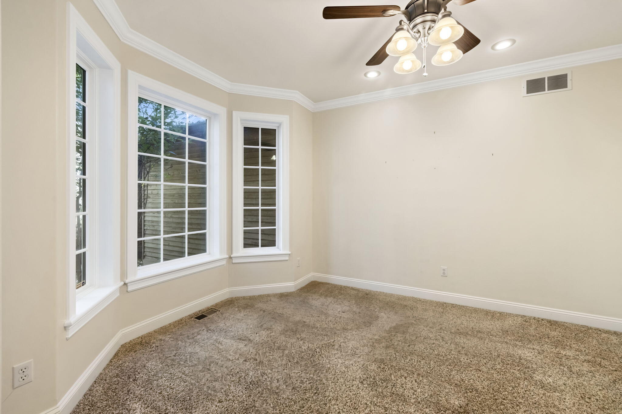 Sawyer, Michigan 49125, United States, 5 Bedrooms Bedrooms, ,4 BathroomsBathrooms,Residential,Active,232774