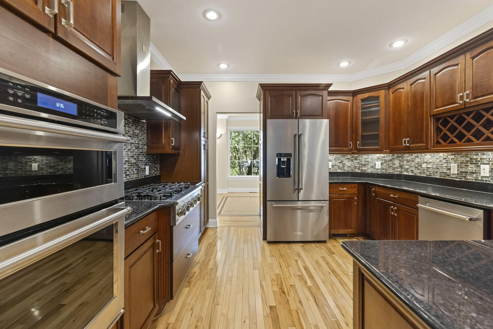 Sawyer, Michigan 49125, United States, 5 Bedrooms Bedrooms, ,4 BathroomsBathrooms,Residential,Active,232774