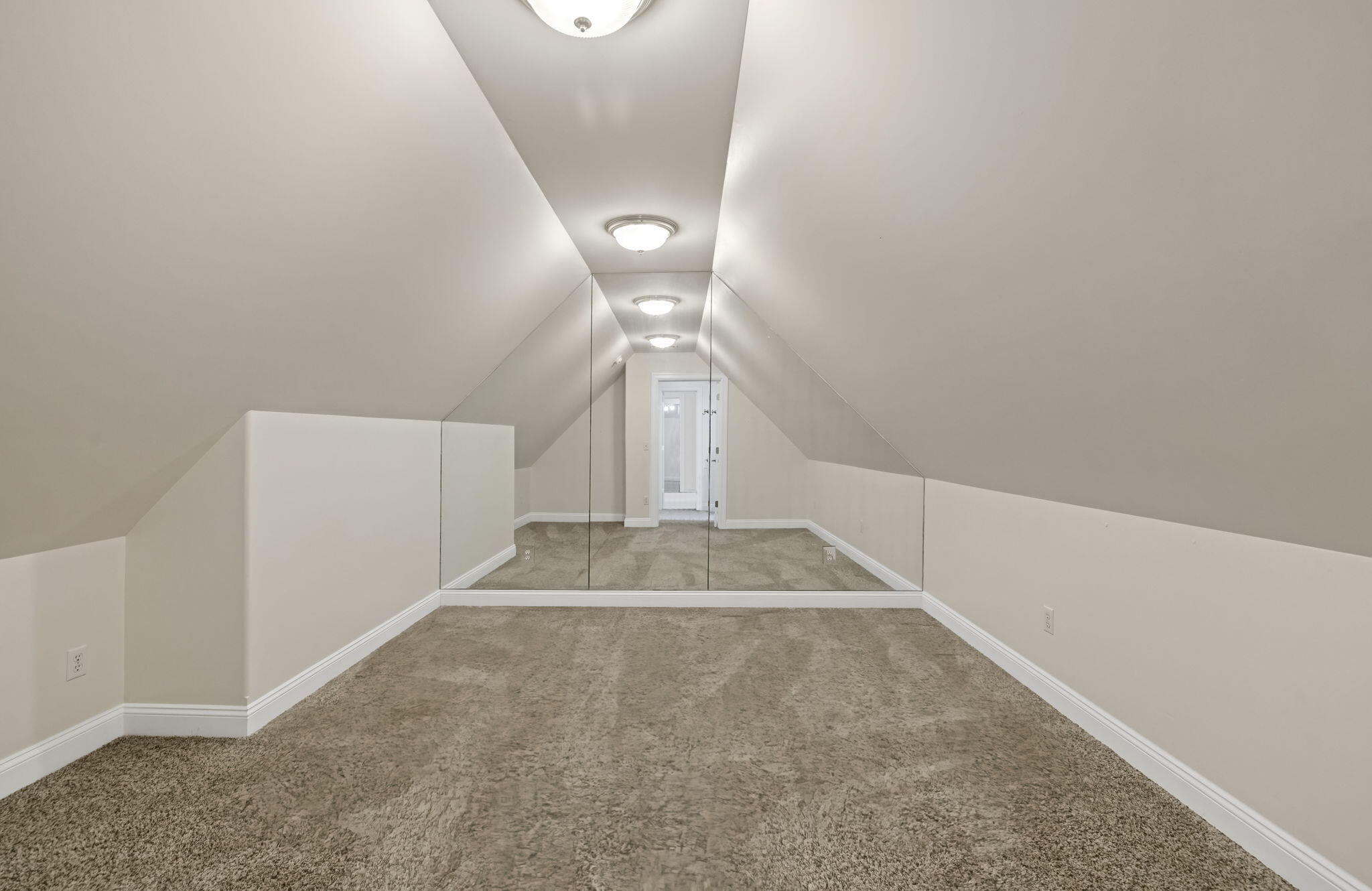 Sawyer, Michigan 49125, United States, 5 Bedrooms Bedrooms, ,4 BathroomsBathrooms,Residential,Active,232774