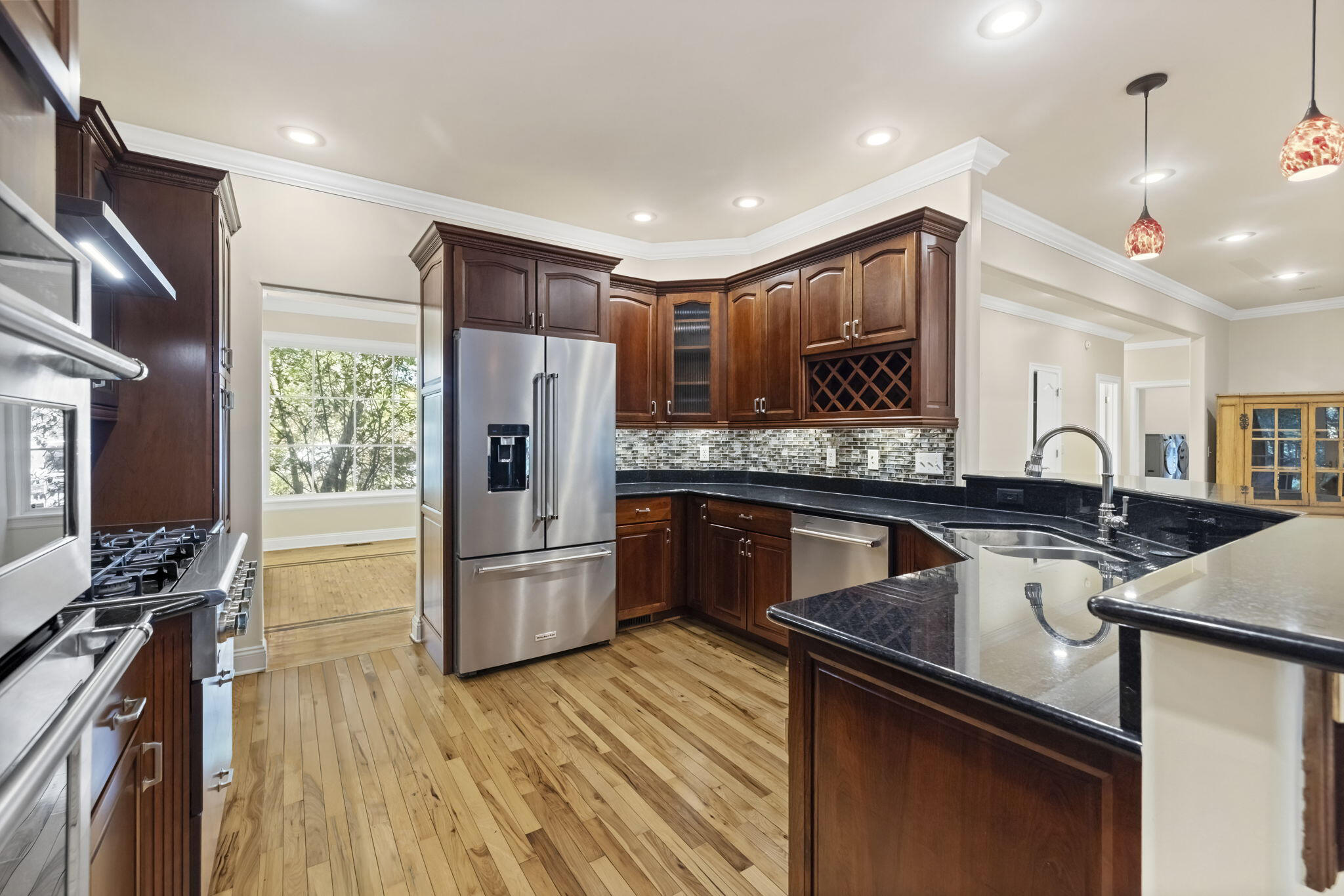 Sawyer, Michigan 49125, United States, 5 Bedrooms Bedrooms, ,4 BathroomsBathrooms,Residential,Active,232774