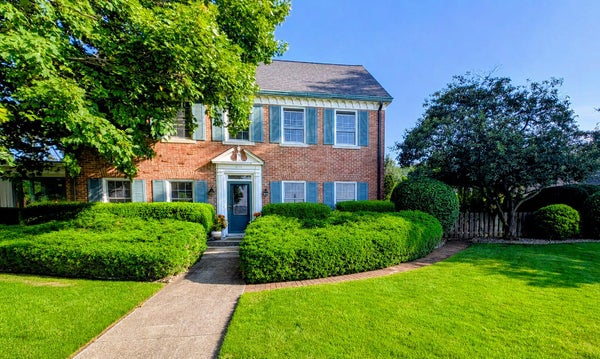 636 RUDDIMAN DR, MUSKEGON, MI 49445 - Image 615a2425f68b686e8bda0aef8271c4d1/2458503215