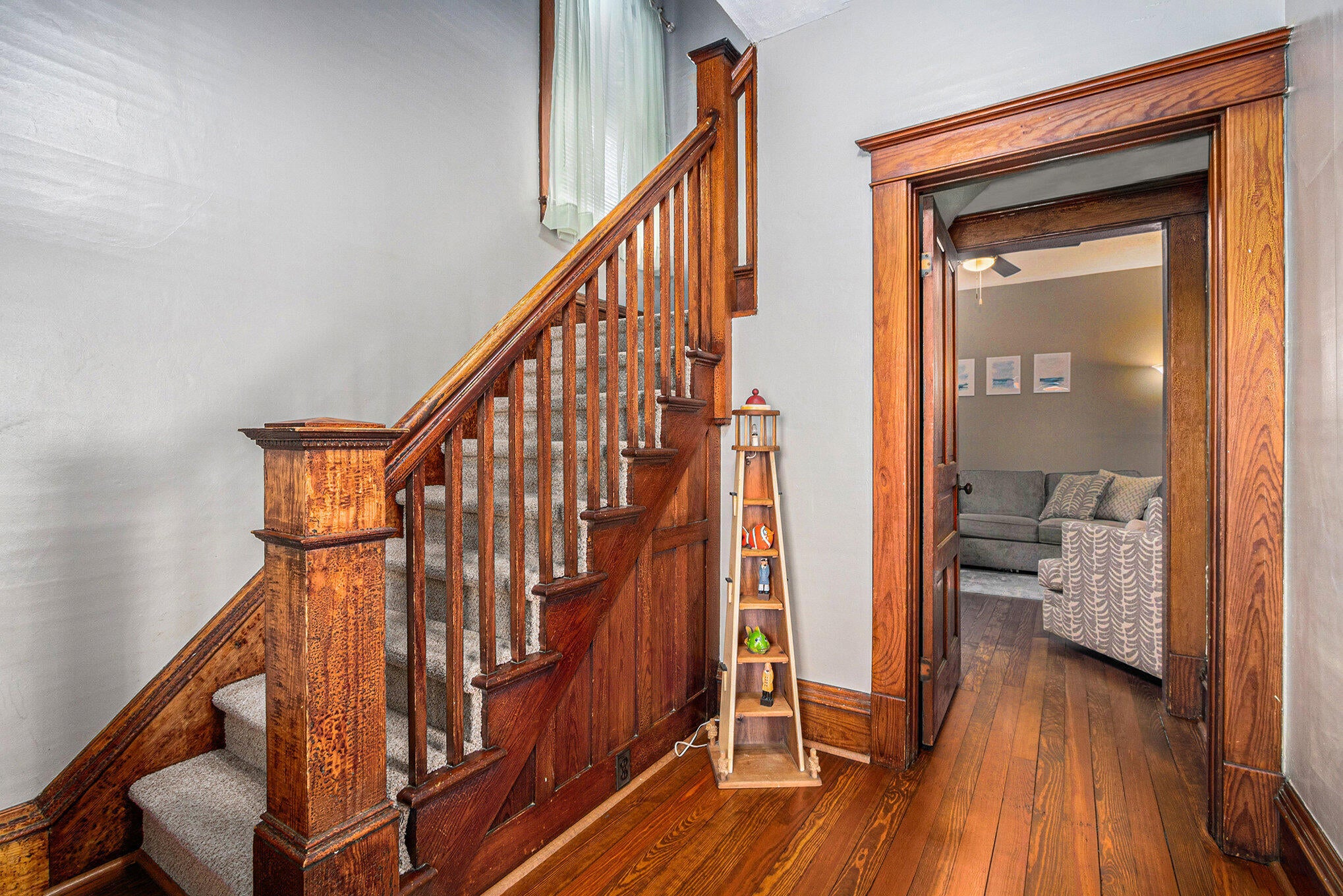 22 W Ash Street