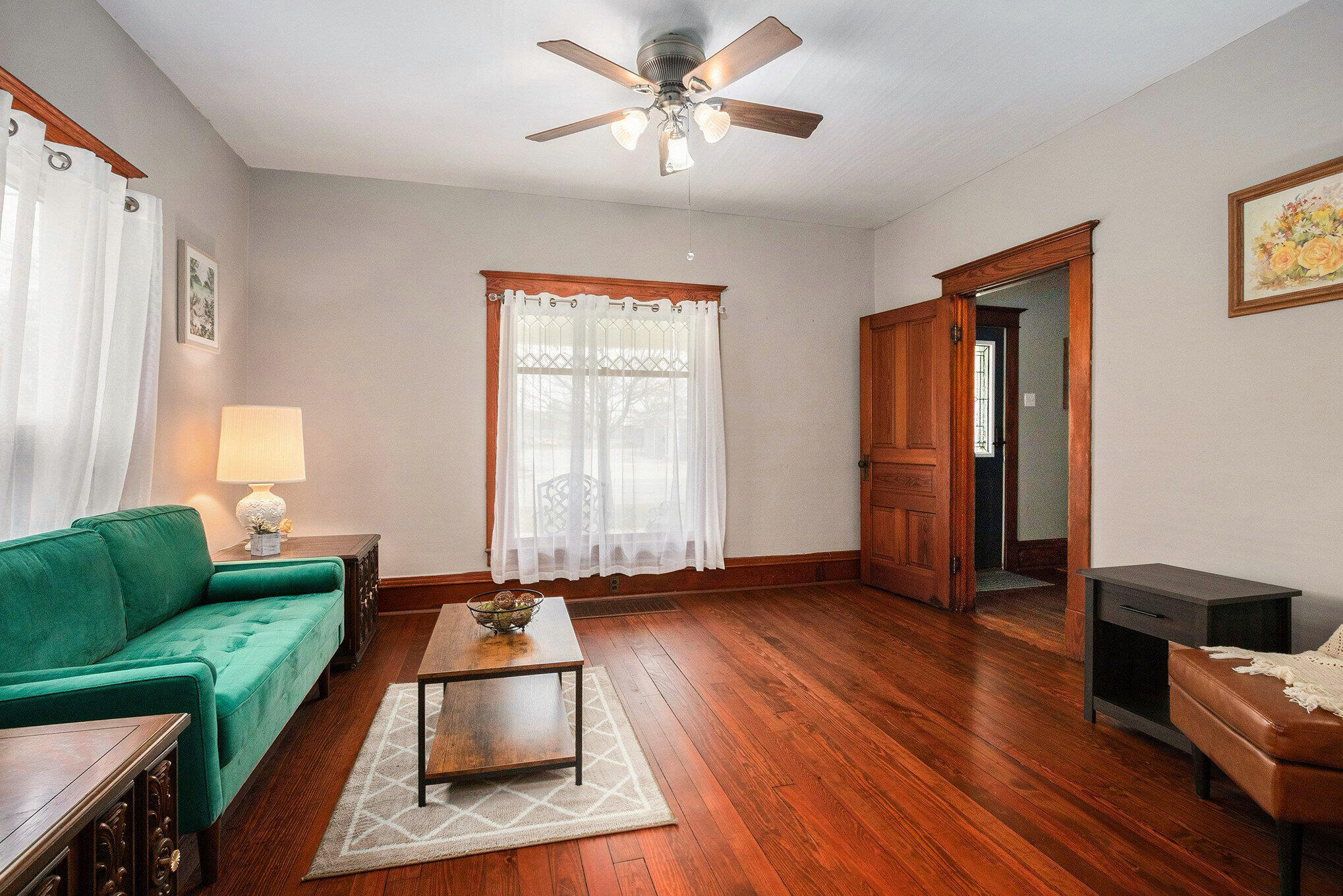22 W Ash Street
