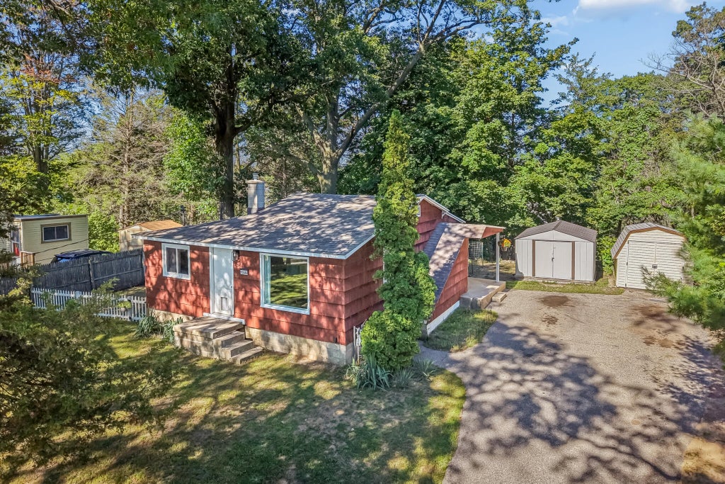 Photo of 16849 Highland Avenue, Spring Lake, MI 49456 (MLS # 26048664)