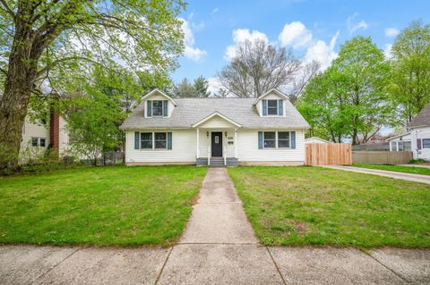 Photo of 108 N Cayuga Street, Buchanan, MI 49107 (MLS # 26017608)