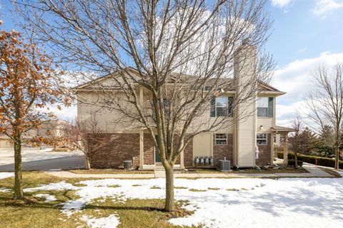 188 Commons Court Unit 48, Saline, MI 48176 - MLS#: 25016268