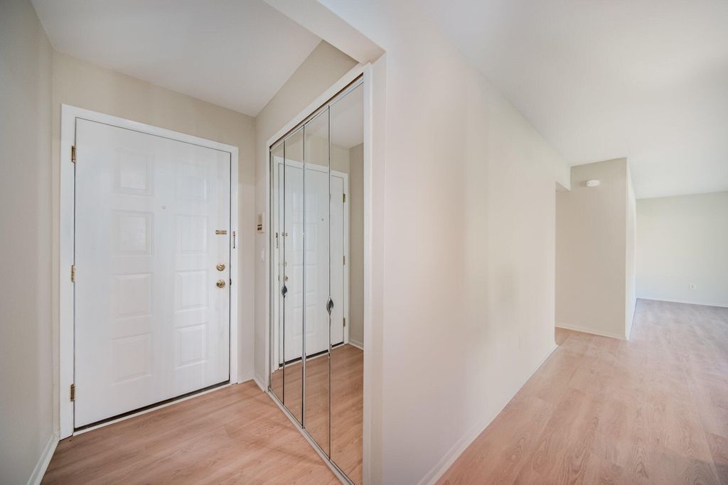 Photo of 275 Briarcrest Drive #185, Ann Arbor, MI 48104 (MLS # 25056359)