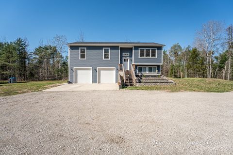 Photo of 4925 S Brooks Road, Fruitport, MI 49415 (MLS # 26017614)