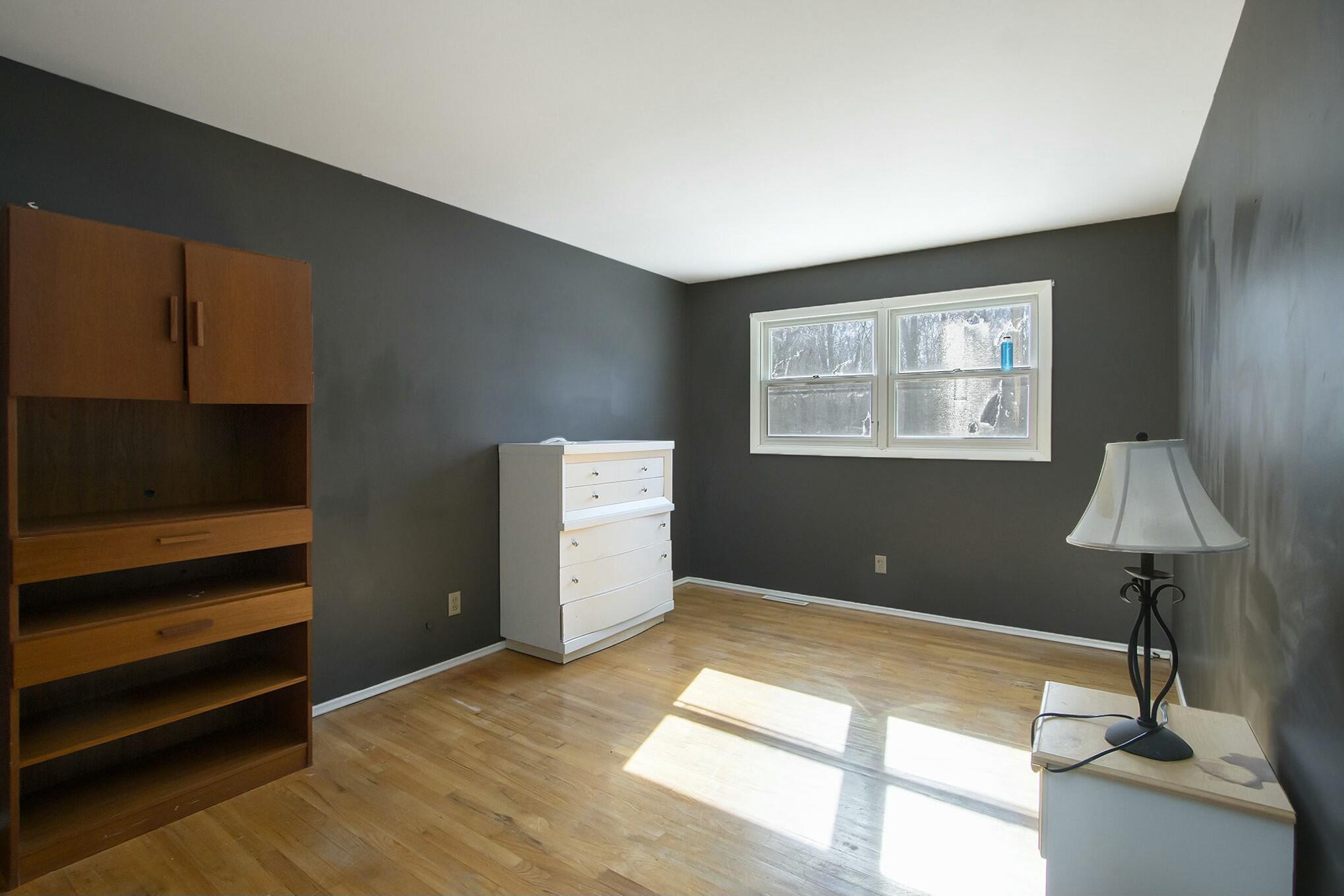 Portage, Michigan 49024, United States, 4 Bedrooms Bedrooms, ,3 BathroomsBathrooms,Residential,Pending,78197