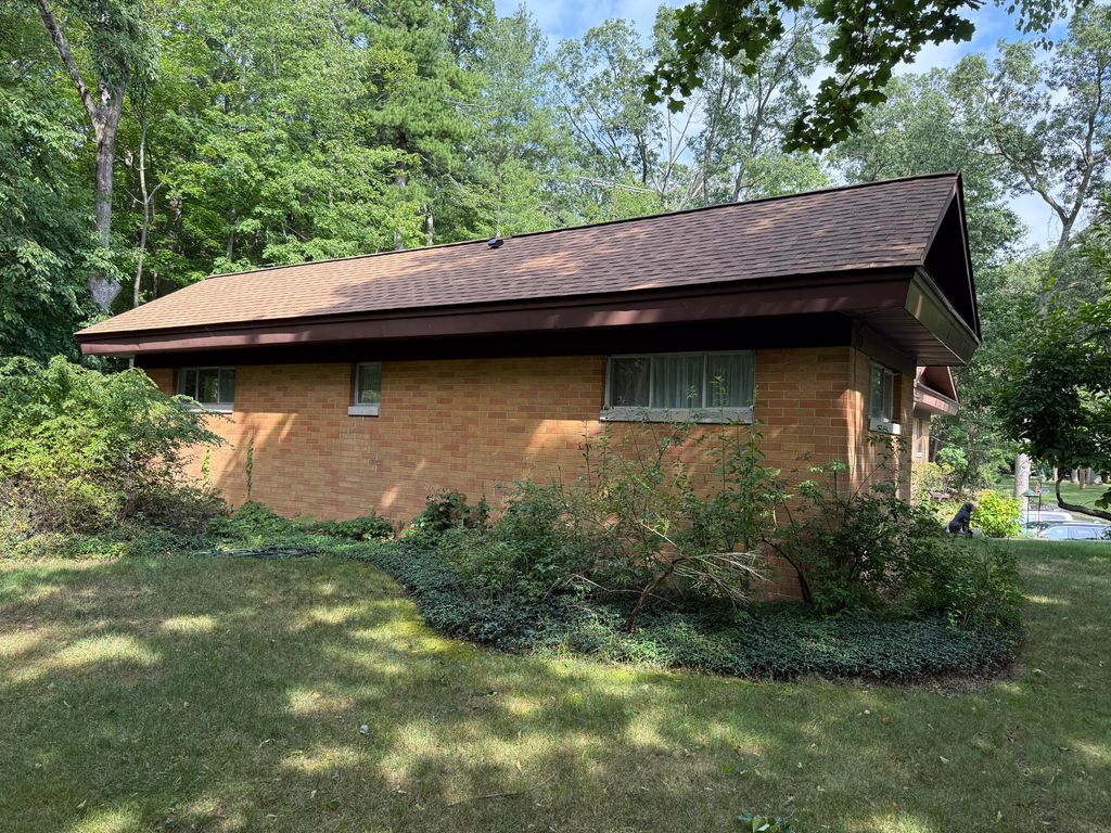 Photo of 44 N Weber Road, Muskegon, MI 49445 (MLS # 25041984)