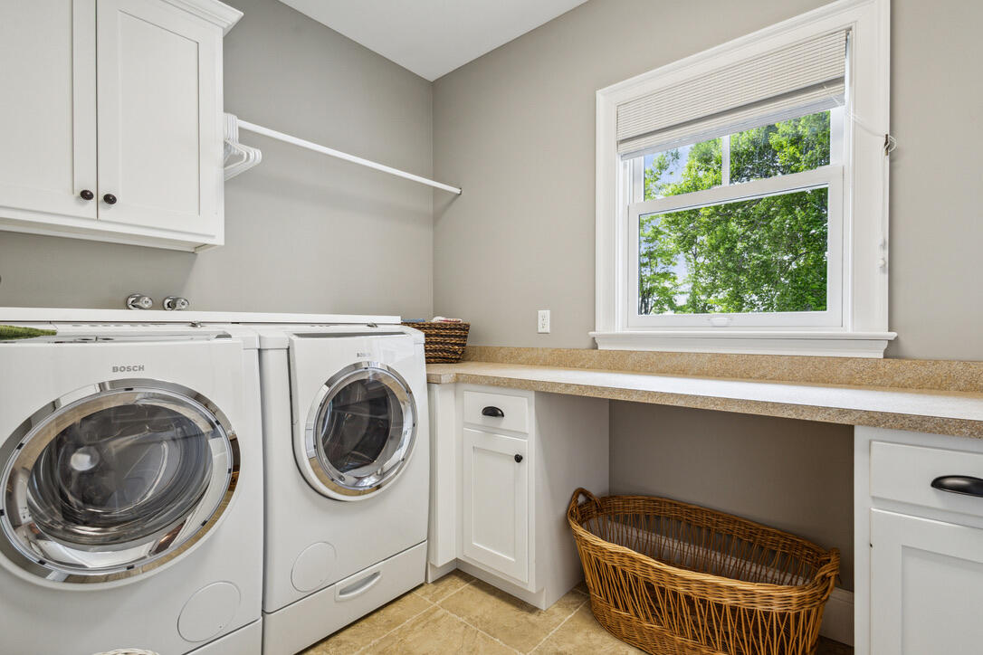 White Pigeon, Michigan, 49099, United States, 8 Bedrooms Bedrooms, ,8 BathroomsBathrooms,Residential,Active,2031032