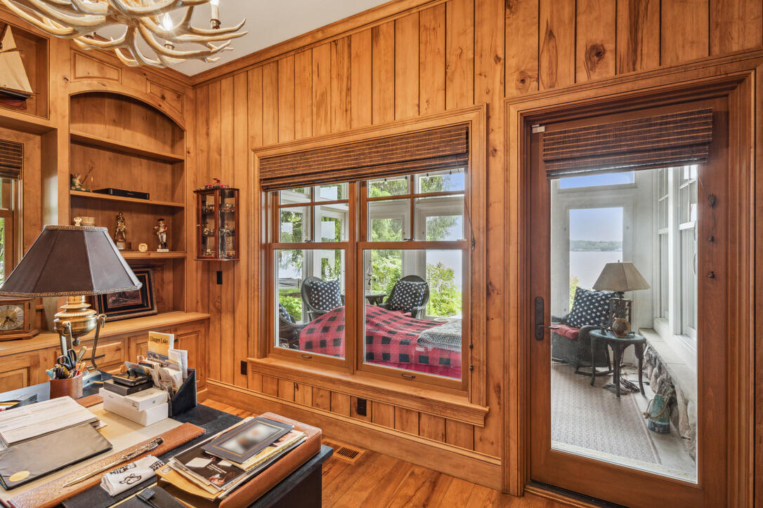 White Pigeon, Michigan, 49099, United States, 8 Bedrooms Bedrooms, ,8 BathroomsBathrooms,Residential,Active,2031032