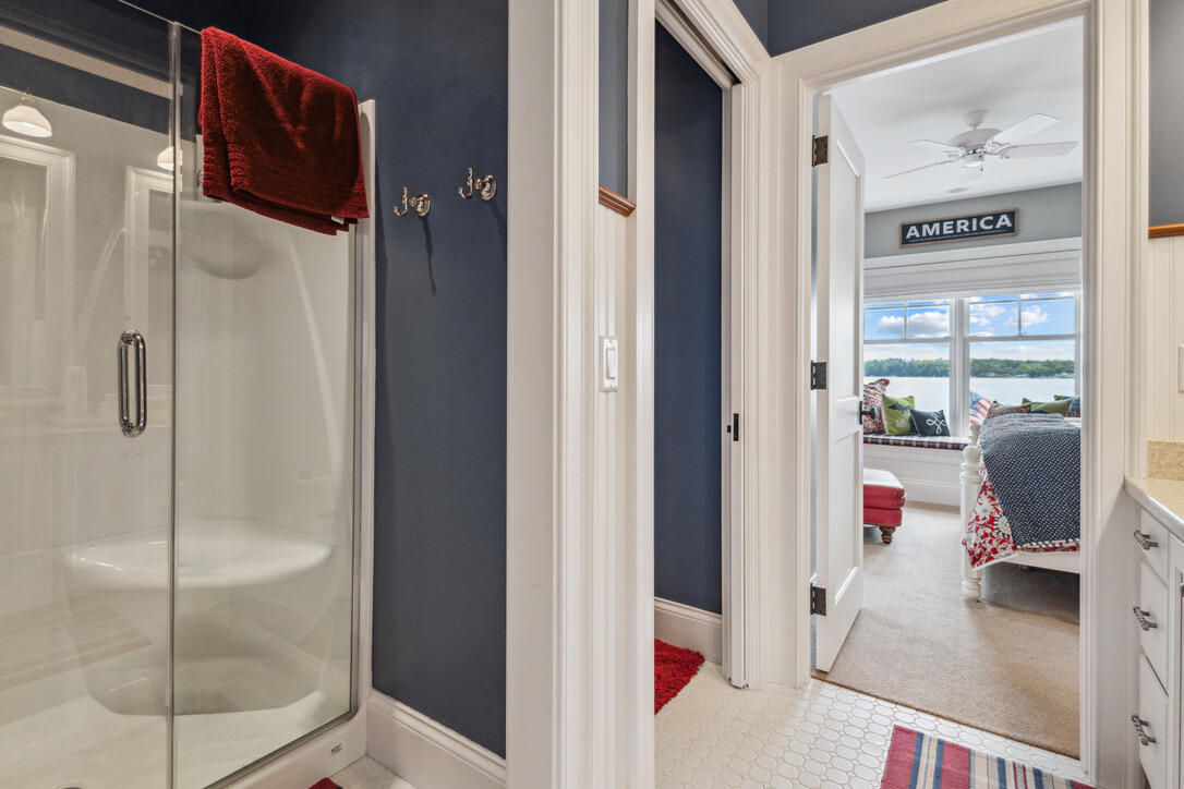 White Pigeon, Michigan, 49099, United States, 8 Bedrooms Bedrooms, ,8 BathroomsBathrooms,Residential,Active,2031032