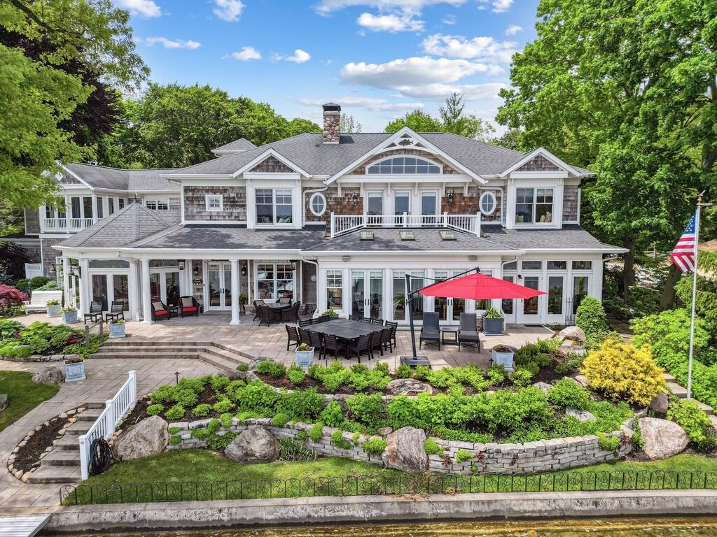 20331 Blairs View Drive