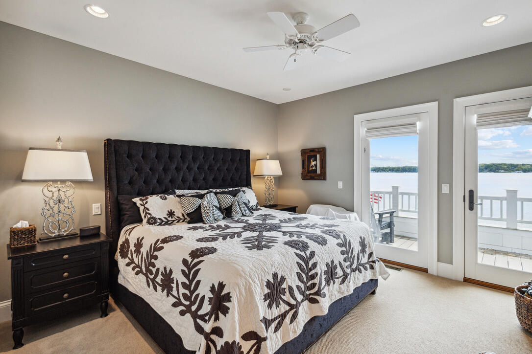 White Pigeon, Michigan, 49099, United States, 8 Bedrooms Bedrooms, ,8 BathroomsBathrooms,Residential,Active,2031032