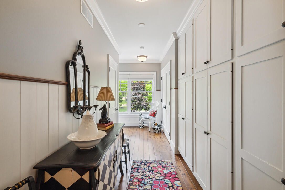 White Pigeon, Michigan, 49099, United States, 8 Bedrooms Bedrooms, ,8 BathroomsBathrooms,Residential,Active,2031032