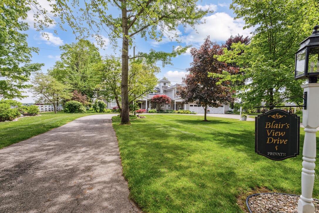 White Pigeon, Michigan, 49099, United States, 8 Bedrooms Bedrooms, ,8 BathroomsBathrooms,Residential,Active,2031032