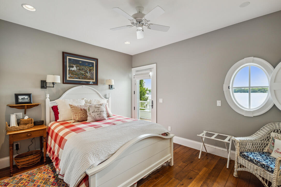 White Pigeon, Michigan, 49099, United States, 8 Bedrooms Bedrooms, ,8 BathroomsBathrooms,Residential,Active,2031032