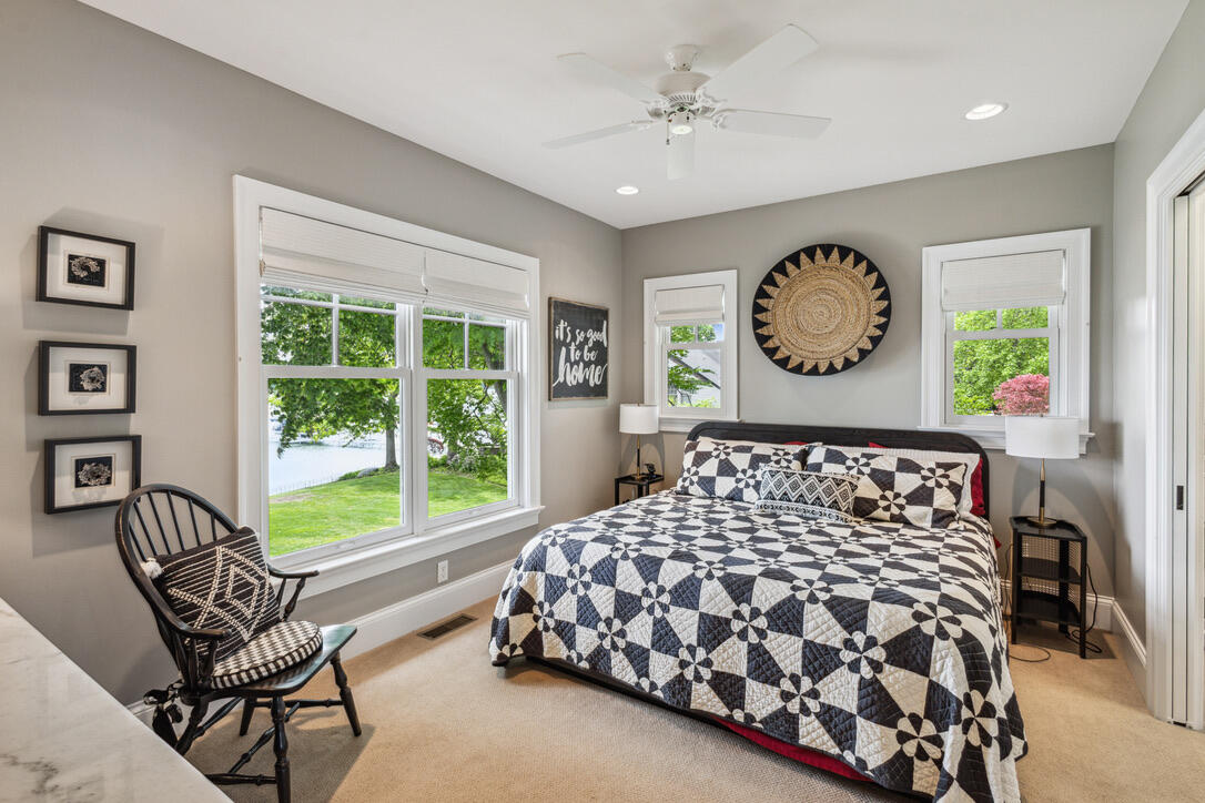 White Pigeon, Michigan, 49099, United States, 8 Bedrooms Bedrooms, ,8 BathroomsBathrooms,Residential,Active,2031032