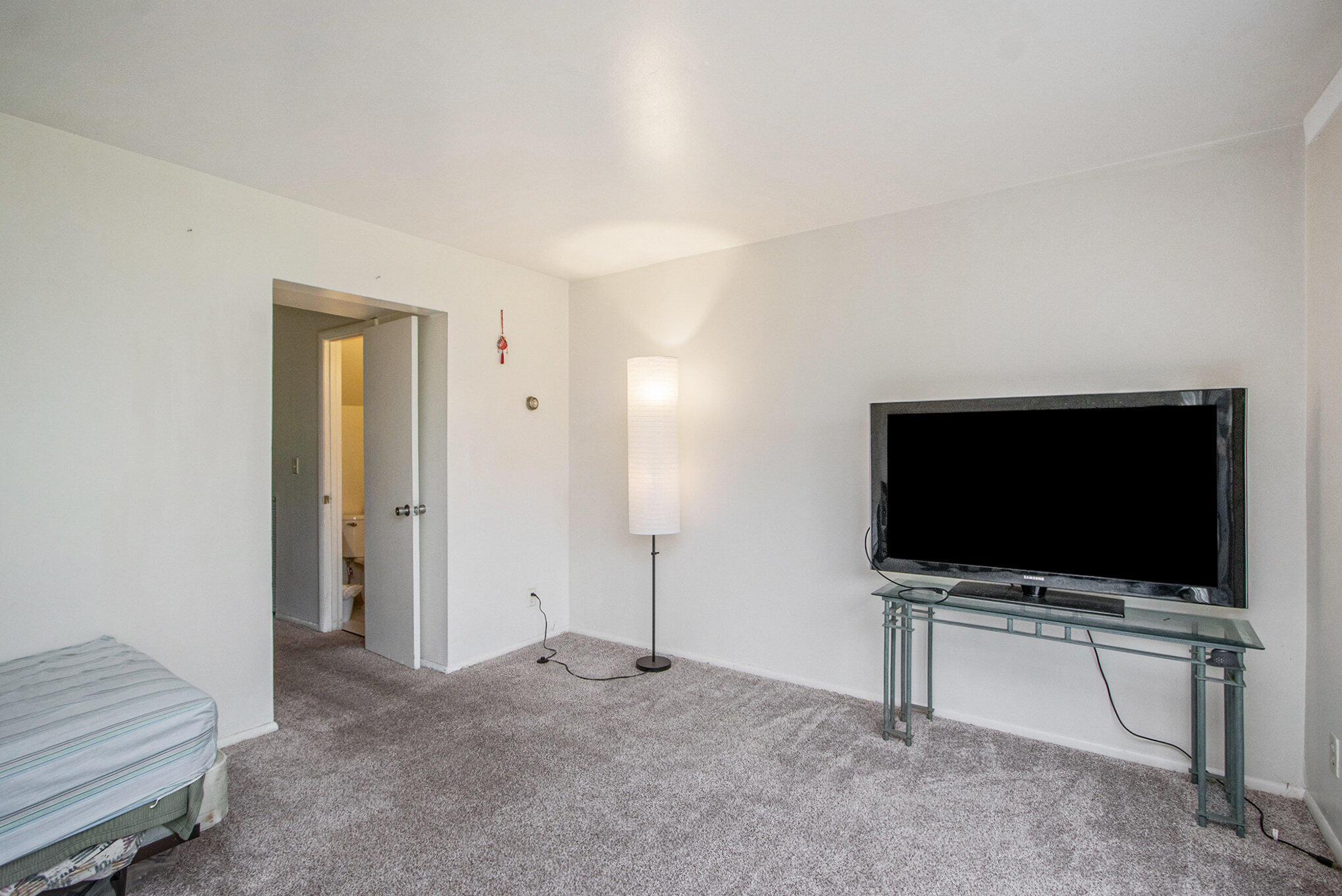 Kalamazoo, Michigan 49006, United States, 2 Bedrooms Bedrooms, ,2 BathroomsBathrooms,Residential,Active,138762