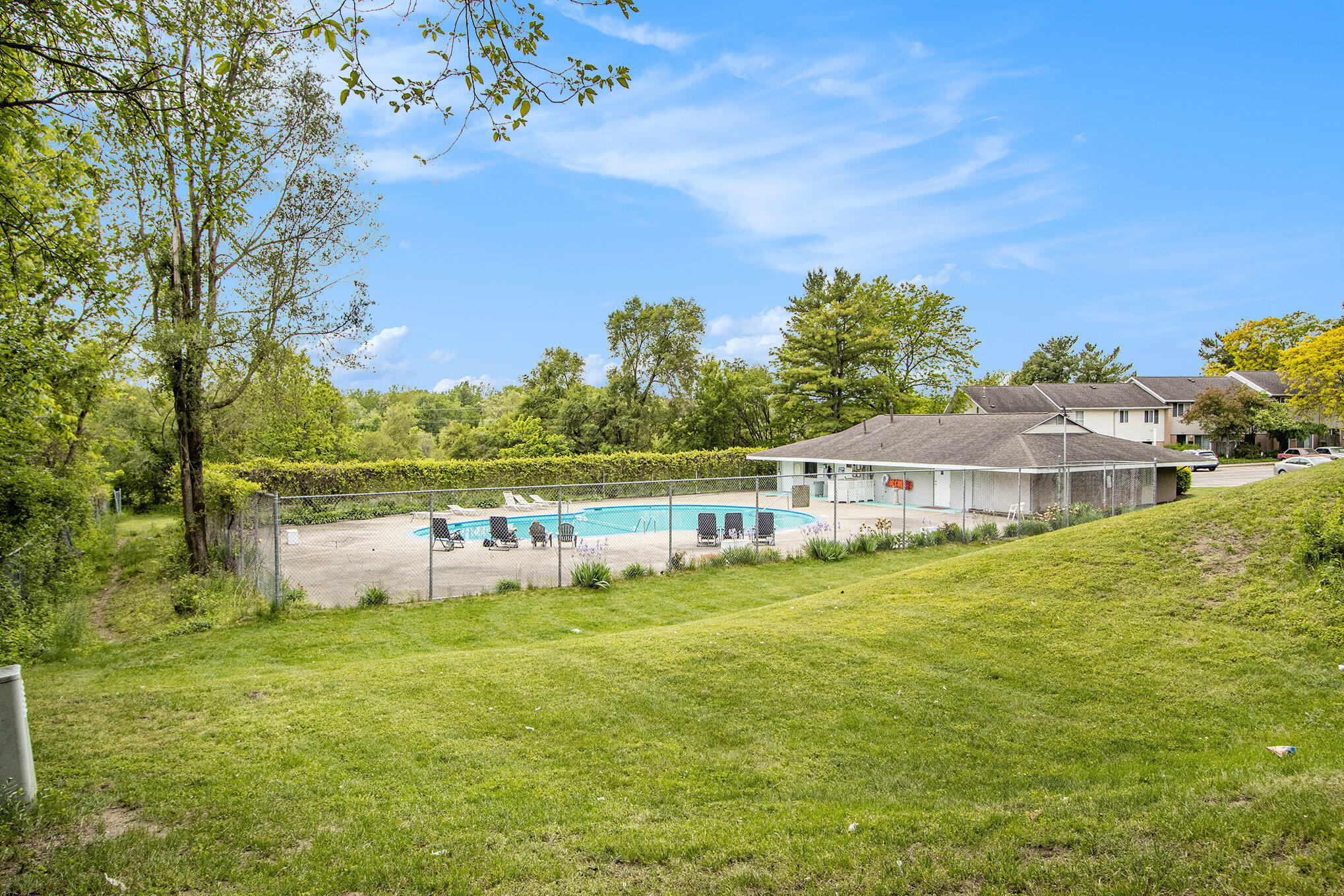 Kalamazoo, Michigan 49006, United States, 2 Bedrooms Bedrooms, ,2 BathroomsBathrooms,Residential,Active,138762