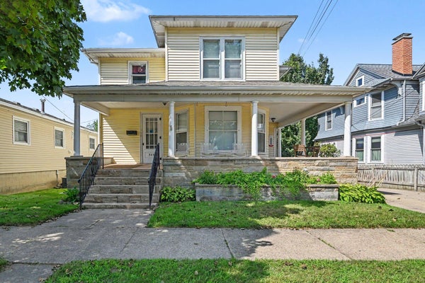 309 MICHIGAN AVE, SOUTH HAVEN, MI 49090 - Image 62e50fc2b149bfd0a9e542c61eddf569/256084076