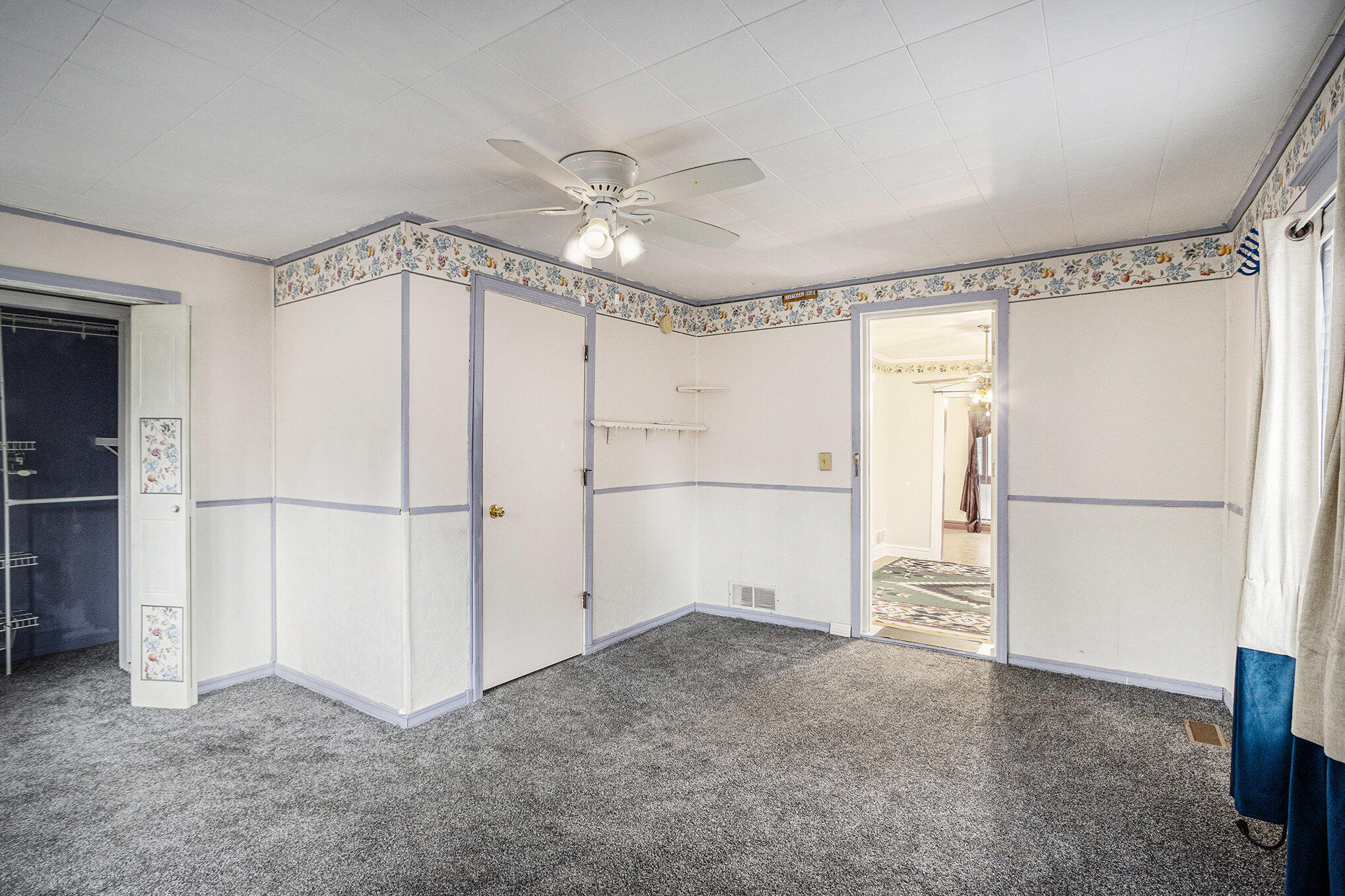 Kalamazoo, Michigan 49001, United States, 3 Bedrooms Bedrooms, ,2 BathroomsBathrooms,Residential,Active,195592