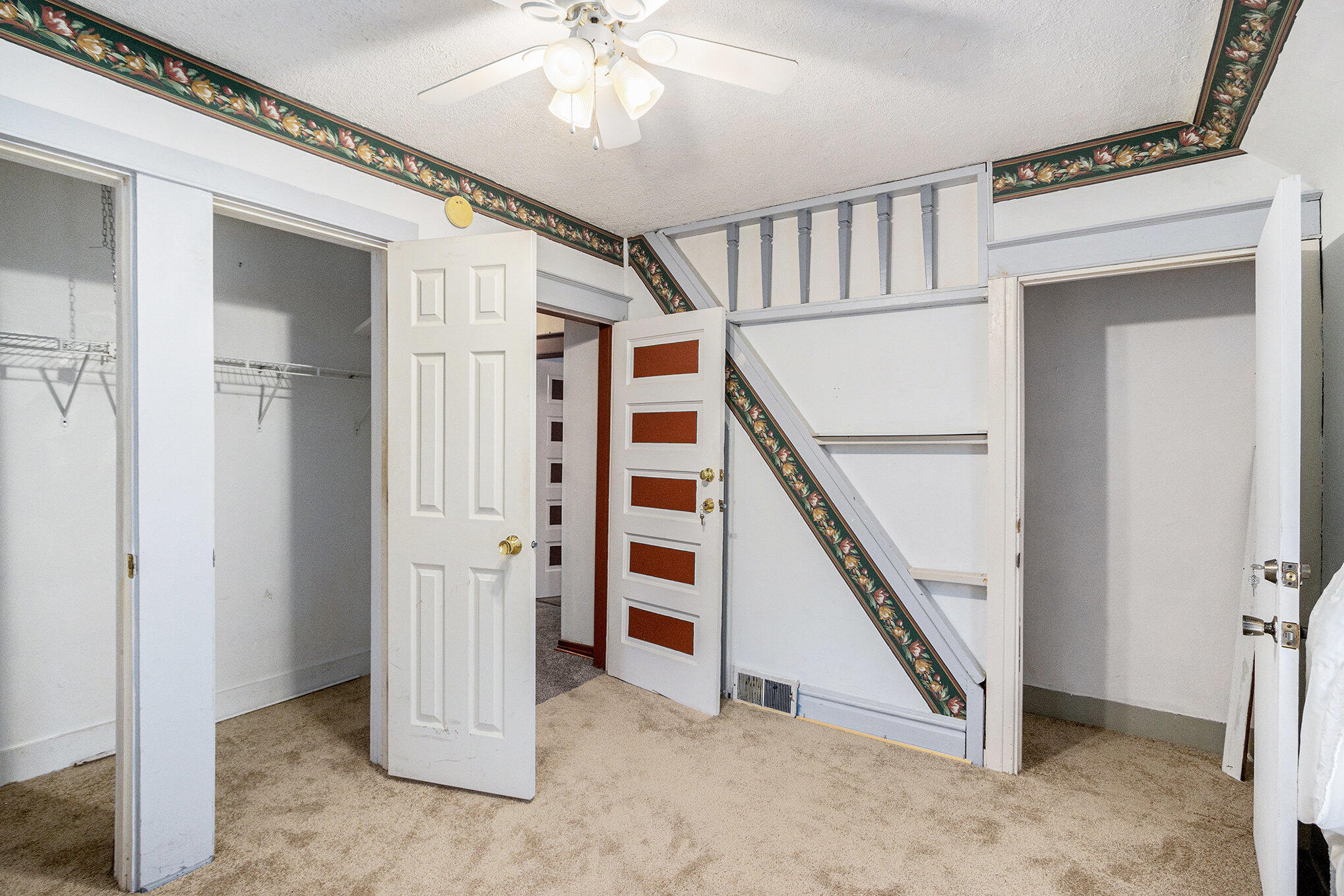 Kalamazoo, Michigan 49001, United States, 3 Bedrooms Bedrooms, ,2 BathroomsBathrooms,Residential,Active,195592